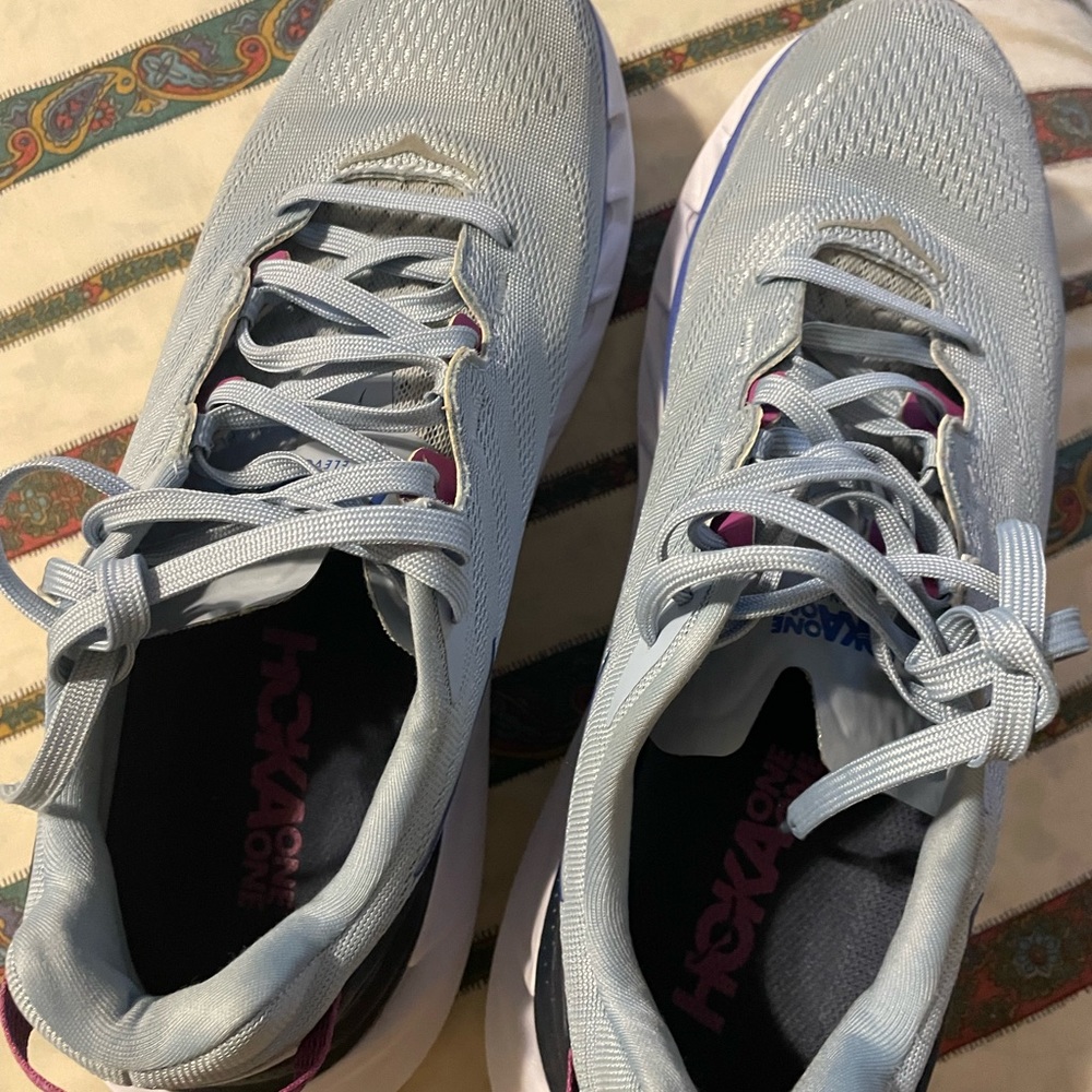 Shoes - Picture 3 of 3
